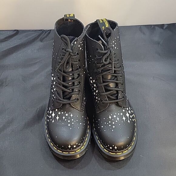 BRAND NEW 1460 PASCAL STARS LEATHER LACE UP BOOTS - Picture 2 of 16